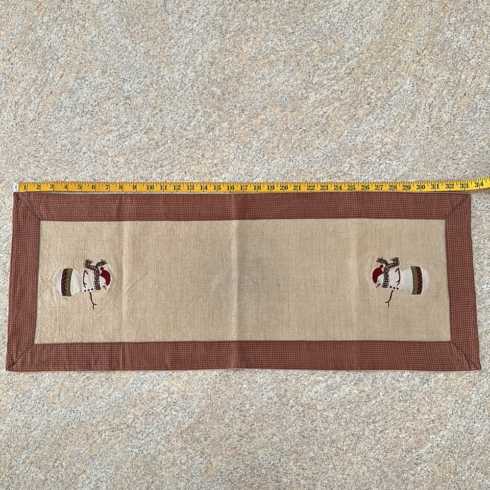 33 Inch Snowman Table Runner - Picture 2 of 10